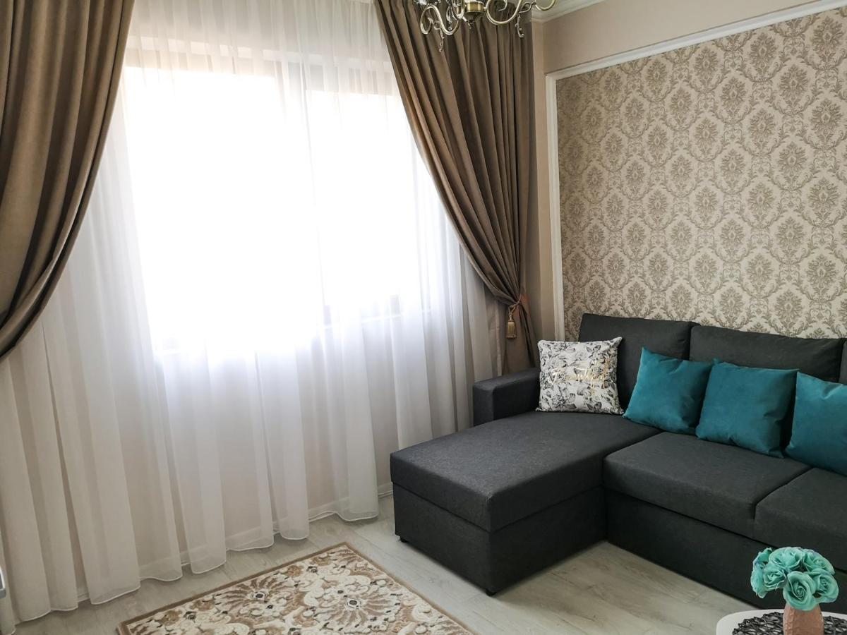 Yns Apartaments Iasi Exterior photo