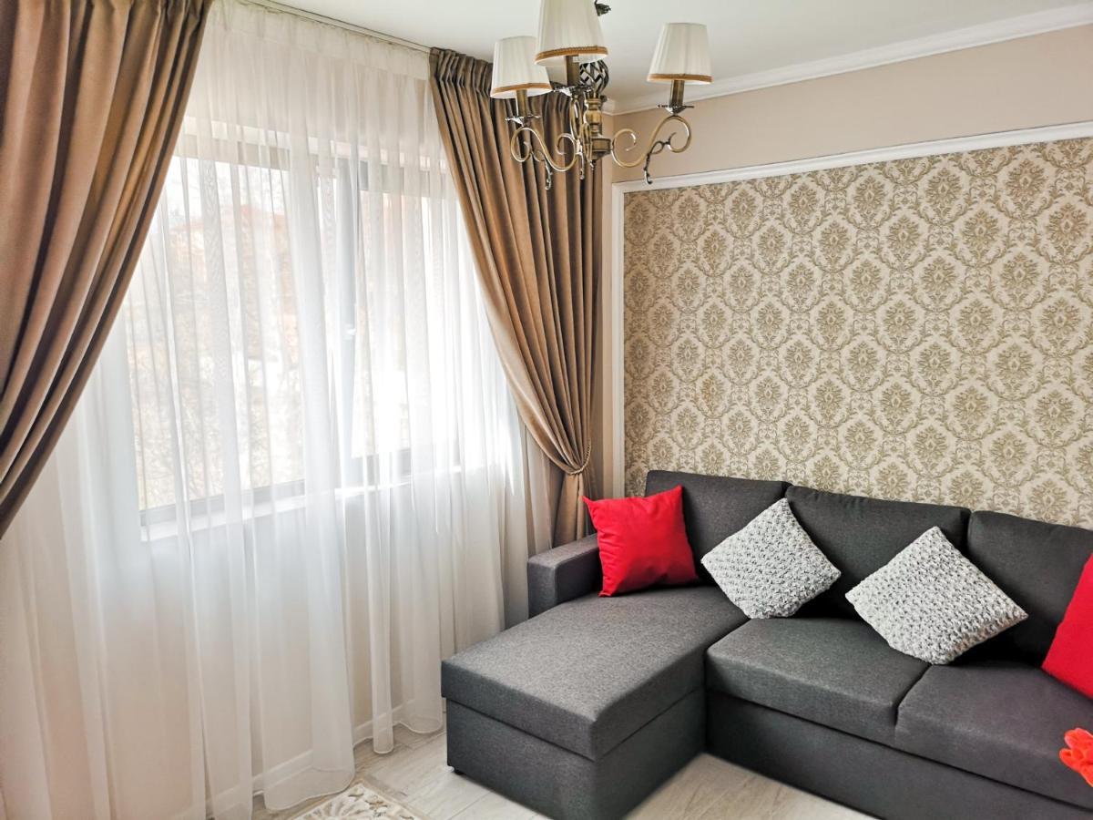 Yns Apartaments Iasi Exterior photo